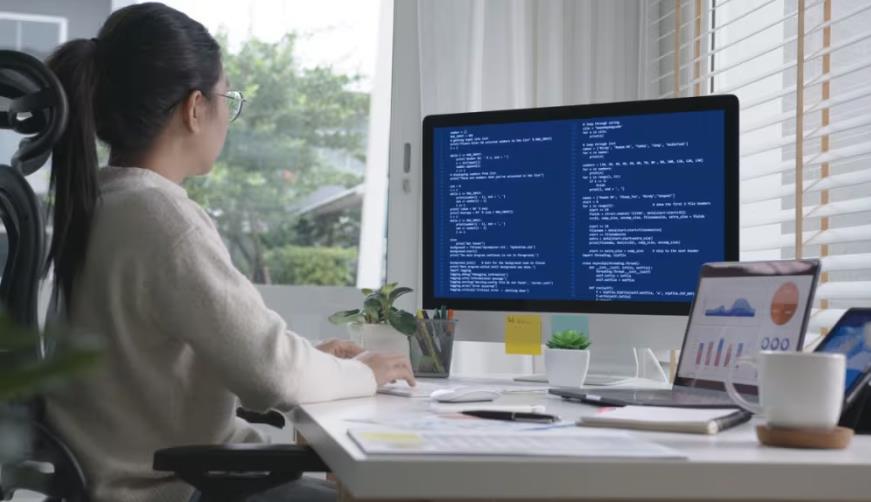 龙泉驿区企业数字化解决方案:机器学习赋能商业模式升级的核心路径